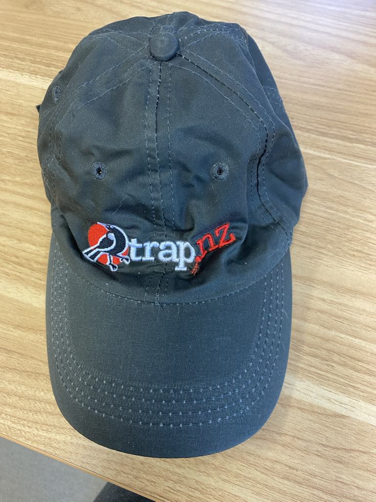 trap.nz oilskin cap